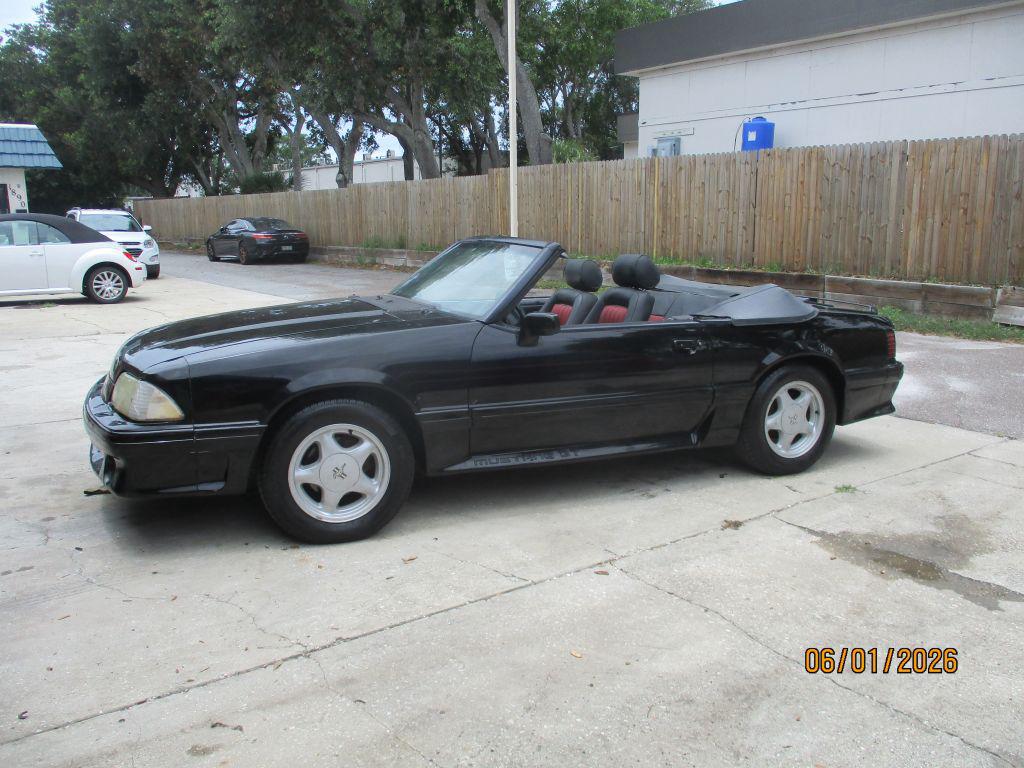 1992 Ford Mustang's photo