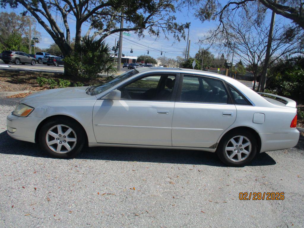 2002 Toyota Avalon XLS