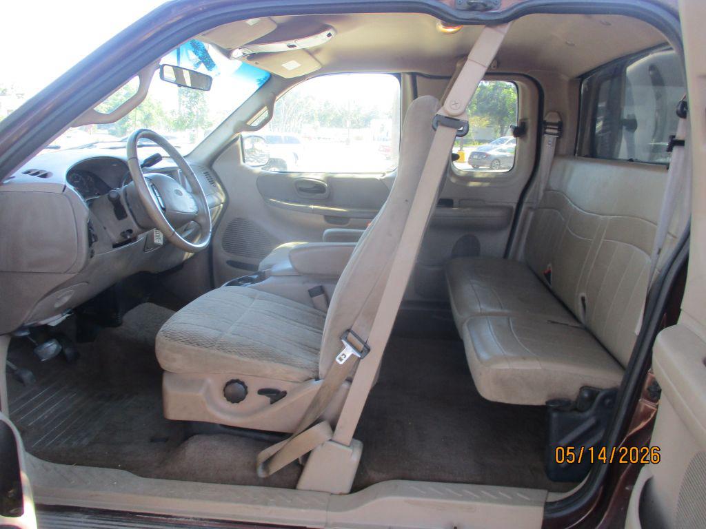 2001 Ford F-150 XL - Photo 9